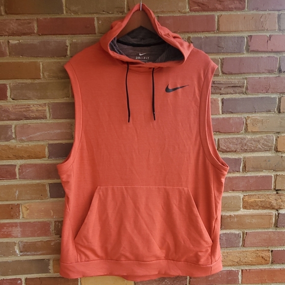 Nike Other - Sleeveless Nike workout Hoodie